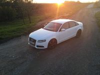 Gebraucht Audi A4 140 PS (102 kW) 2011 Weiß Limousine