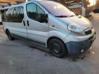 Gebraucht Opel Vivaro 114 PS (83 kW) 2013 Silber Van / Kleinbus