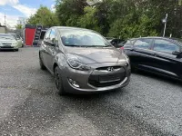 Gebraucht Hyundai ix20 Classic 90 PS (66 kW) 2013 Cashmere brown / mic Kleinwagen