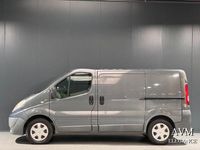 Second-hand Renault Trafic 145 CP (106 kW) 2011 Gri Monovolum