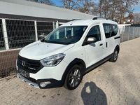 Gebraucht Dacia Dokker Stepway 116 PS (85 kW) 2017 Weiß Van / Kleinbus