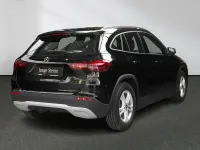 Gebraucht Mercedes GLA200 163 PS (119 kW) 2024 Schwarz SUV