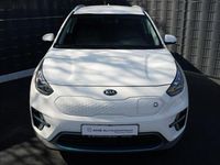 Gebraucht Kia e-Niro Inspiration 150 kW (204 PS) 2021 Weiß SUV