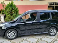 Gebraucht Ford Tourneo Connect Titanium 120 PS (88 kW) 2019 Schwarz Van / Kleinbus