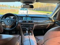 Gebraucht BMW 730 240 PS (176 kW) 2009 Beige Limousine