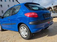 Gebraucht Peugeot 206 60 PS (44 kW) 2002 Blau Kleinwagen