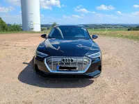Gebraucht Audi e-tron Advanced 230 kW (313 PS) 2021 Schwarz SUV