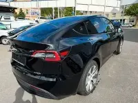 Gebraucht Tesla Model Y RWD 392 kW (534 PS) 2023 Solid SUV