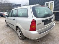 Usata Ford Focus 101 CV (74 kW) 2001 Argento Berlina