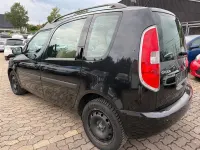 Gebraucht Skoda Roomster Plus Edition 105 PS (77 kW) 2015 Schwarz Van / Kleinbus
