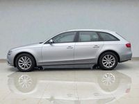 Gebraucht Audi A4 Attraction 143 PS (105 kW) 2012 Eissilber metallic Kombi