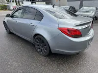 Gebraucht Opel Insignia Sport 220 PS (161 kW) 2009 Silbersee/perl silber (m2) Limousine