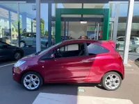 Gebraucht Ford Ka Titanium 69 PS (50 kW) 2014 Funky magenta metallic Kleinwagen