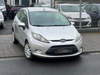 Gebraucht Ford Fiesta 82 PS (60 kW) 2009 Silber Kleinwagen