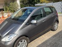 Gebraucht Mercedes A160 Elegance 95 PS (69 kW) 2010 Grau Kleinwagen