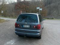 Gebraucht VW Sharan 140 PS (102 kW) 2010 Grau Van / Kleinbus