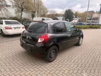 Gebraucht Renault Clio II 75 PS (55 kW) 2011 Schwarz Kleinwagen