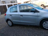 Gebraucht Mitsubishi Space Star 71 PS (52 kW) 2013 Silber Kleinwagen