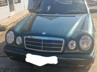 Gebraucht Mercedes E240 Classic 170 PS (125 kW) 1998 Grün Limousine