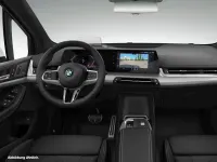 Gebraucht BMW 220 Active Tourer Sport Line 150 PS (110 kW) 2026 Weiß Van / Kleinbus