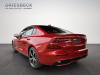 Gebraucht Volvo S60 Ultimate 250 PS (183 kW) 2023 Fusion red / metallic Limousine