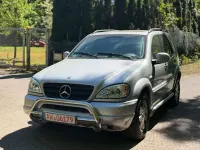 Second-hand Mercedes ML430 272 CP (200 kW) 2000 Argintiu SUV