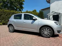 Gebraucht Dacia Sandero 75 PS (55 kW) 2012 Silber Kleinwagen
