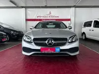 Gebraucht Mercedes E220 194 PS (142 kW) 2019 Silber Coupé