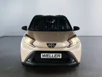 Gebraucht Toyota Aygo X Pulse 72 PS (52 kW) 2022 Beige SUV