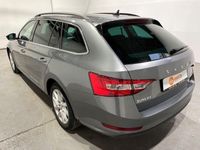 Gebraucht Skoda Superb Ambition 200 PS (147 kW) 2022 Grau Kombi