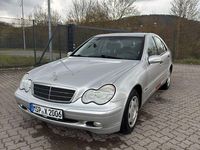 Gebraucht Mercedes C220 Classic 143 PS (105 kW) 2003 Silber Limousine