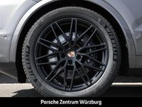 Gebraucht Porsche Cayenne 470 PS (345 kW) 2025 Grau SUV