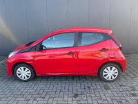 Gebraucht Toyota Aygo 72 PS (52 kW) 2020 Rot Kleinwagen
