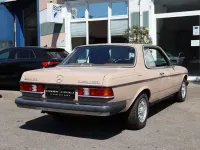 Gebraucht Mercedes 300 125 PS (91 kW) 1983 Beige Coupé