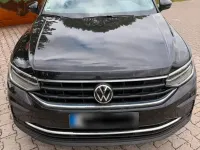 Gebraucht VW Tiguan Life 150 PS (110 kW) 2022 Schwarz SUV