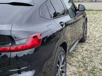 Gebraucht BMW X4 M Sport 190 PS (139 kW) 2020 Schwarz SUV