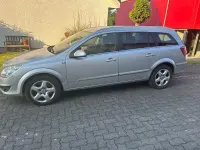 Gebraucht Opel Astra Edition 120 PS (88 kW) 2007 Silber Kombi