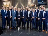 Gebraucht Porsche Cayenne S E-Hybrid 519 PS (381 kW) 2022 Andere farbe SUV