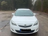 Gebraucht Opel Astra 125 PS (91 kW) 2011 Weiß Kombi