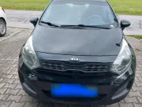 Gebraucht Kia Rio 86 PS (63 kW) 2014 Schwarz Kleinwagen
