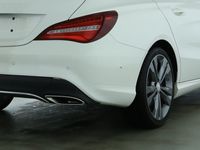 gebraucht Mercedes CLA180 Shooting Brake Urban 7AG/LED/Navi/18"/Kamera/eleHecK