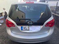 Gebraucht Opel Meriva 120 PS (88 kW) 2012 Silber Van / Kleinbus