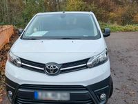 Gebraucht Toyota Proace 120 PS (88 kW) 2023 Weiß Van / Kleinbus