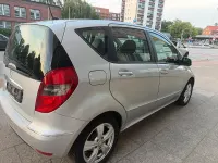 Gebraucht Mercedes A180 109 PS (80 kW) 2011 Silber Kleinwagen