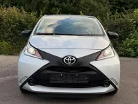 Gebraucht Toyota Aygo 69 PS (50 kW) 2017 Silber Kleinwagen