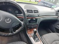 Gebraucht Mercedes E200 125 PS (91 kW) 2005 Silber Limousine