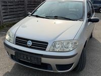 Gebraucht Fiat Punto Dynamic 60 PS (44 kW) 2004 Silber Kleinwagen