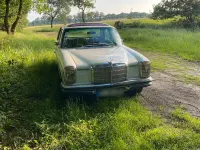 Gebraucht Mercedes W114 185 PS (136 kW) 1972 Weiß Limousine