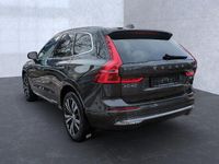Gebraucht Volvo XC60 Ultimate 235 PS (172 kW) 2023 Platinum grey / (metallic) SUV