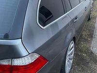 Gebraucht BMW 525 Advantage 197 PS (144 kW) 2008 Grau Kombi